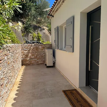 Avec Jardin Bartolinetta Grimaud